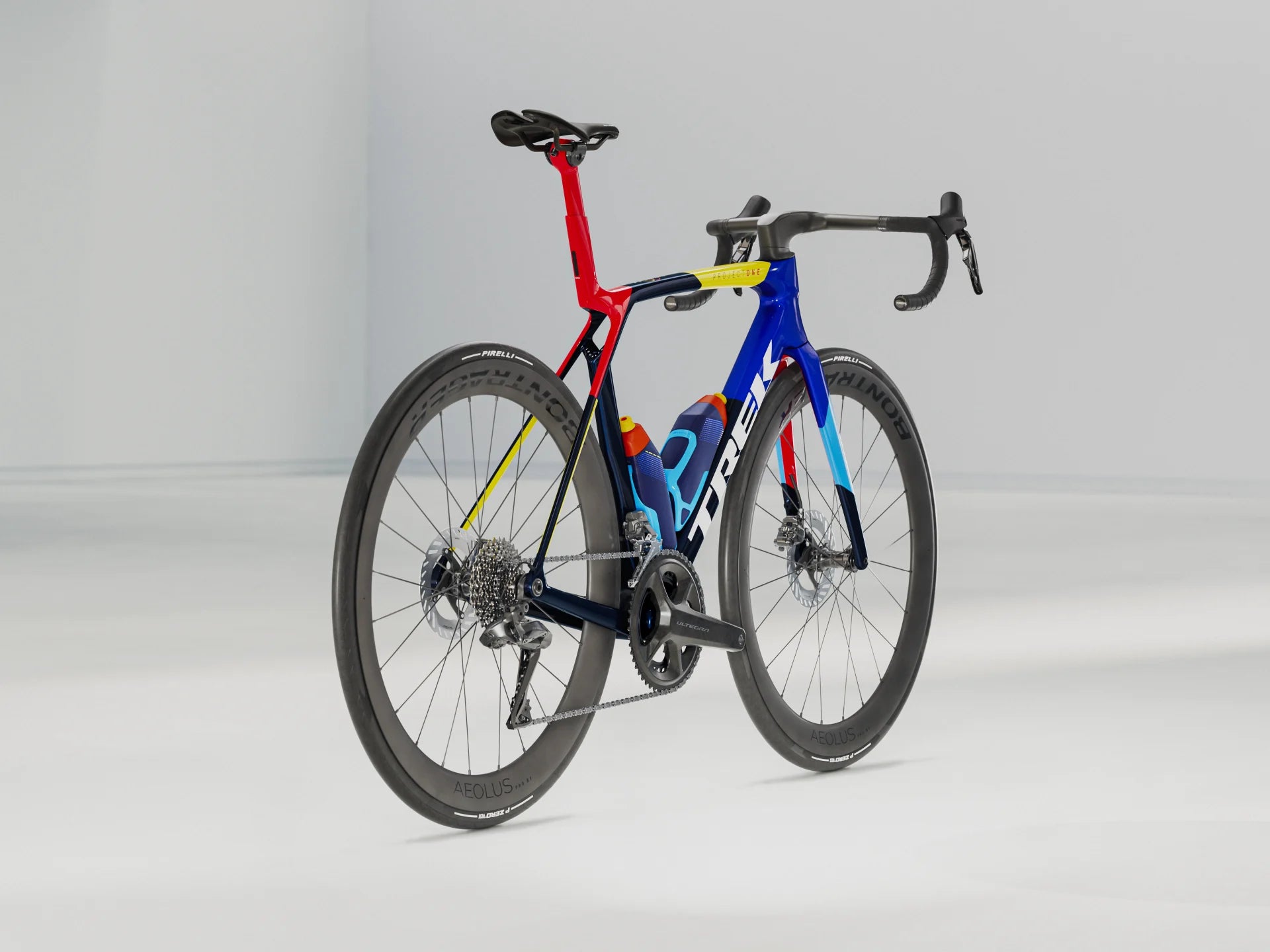 TREK Madone SLR 7 Gen 8