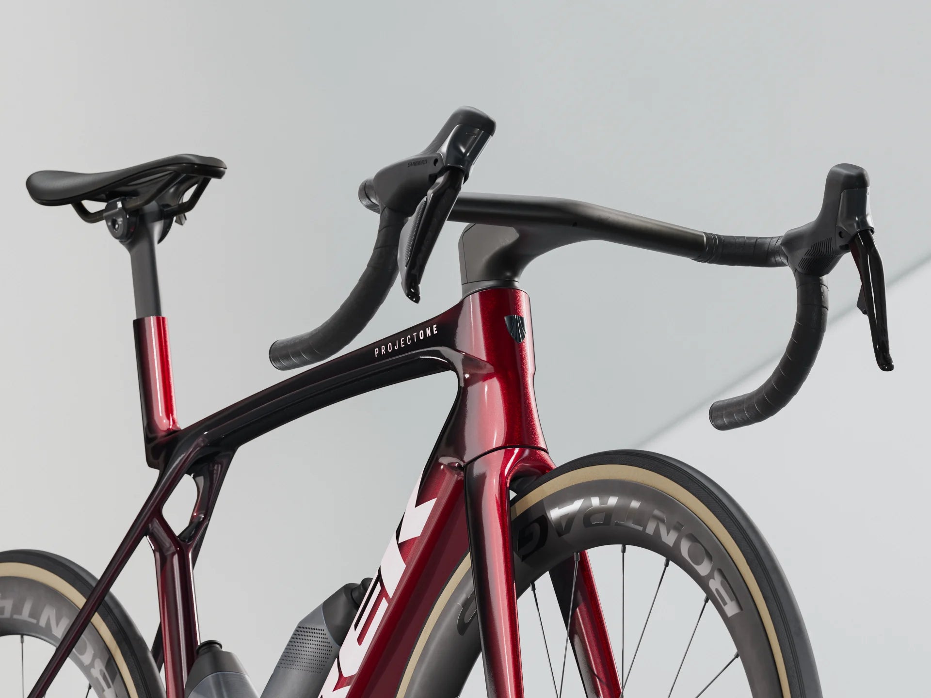 TREK Madone SLR 7 Gen 8 Carbon Red Smoke